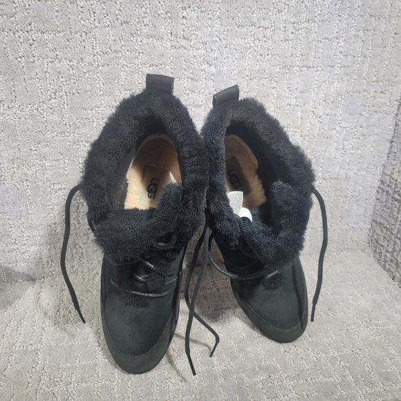 UGG Bridgit Women's Size US 6.5 Black Waterproof Wedge Heel Leather Ankle Boots - Picture 7 of 9